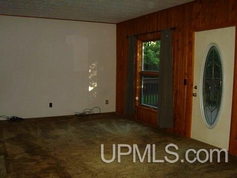 4515 26th Road Gladstone, MI 49837 - Photo 4 of 24