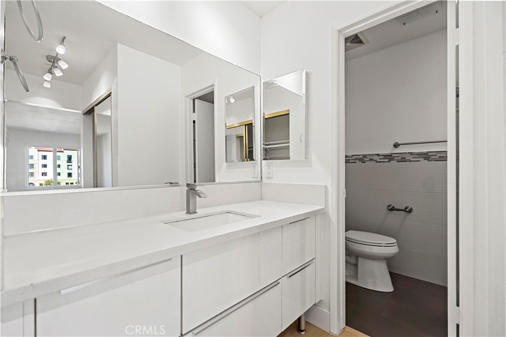 125 Allen, Unit 306 Pasadena, CA 91106 - Photo 22 of 32