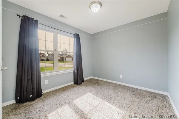 $250,000 | 2225 Woodland Drive, Jeffersonville, IN 47130