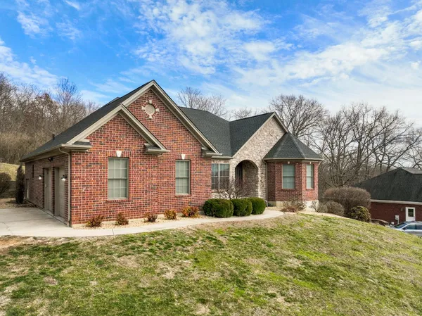 $649,900 | 20082 Augusta Drive, Lawrenceburg, IN 47025