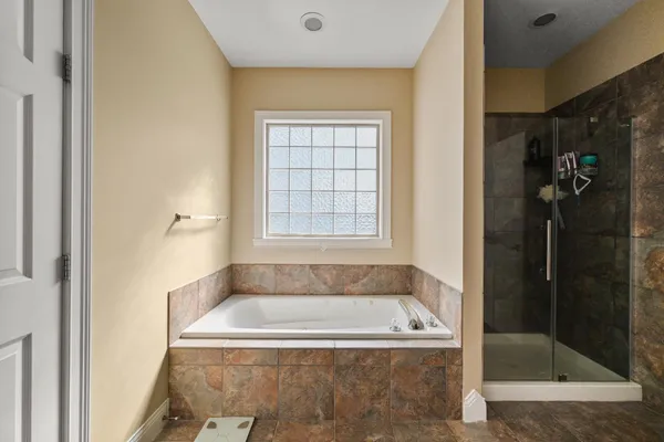 $649,900 | 20082 Augusta Drive, Lawrenceburg, IN 47025