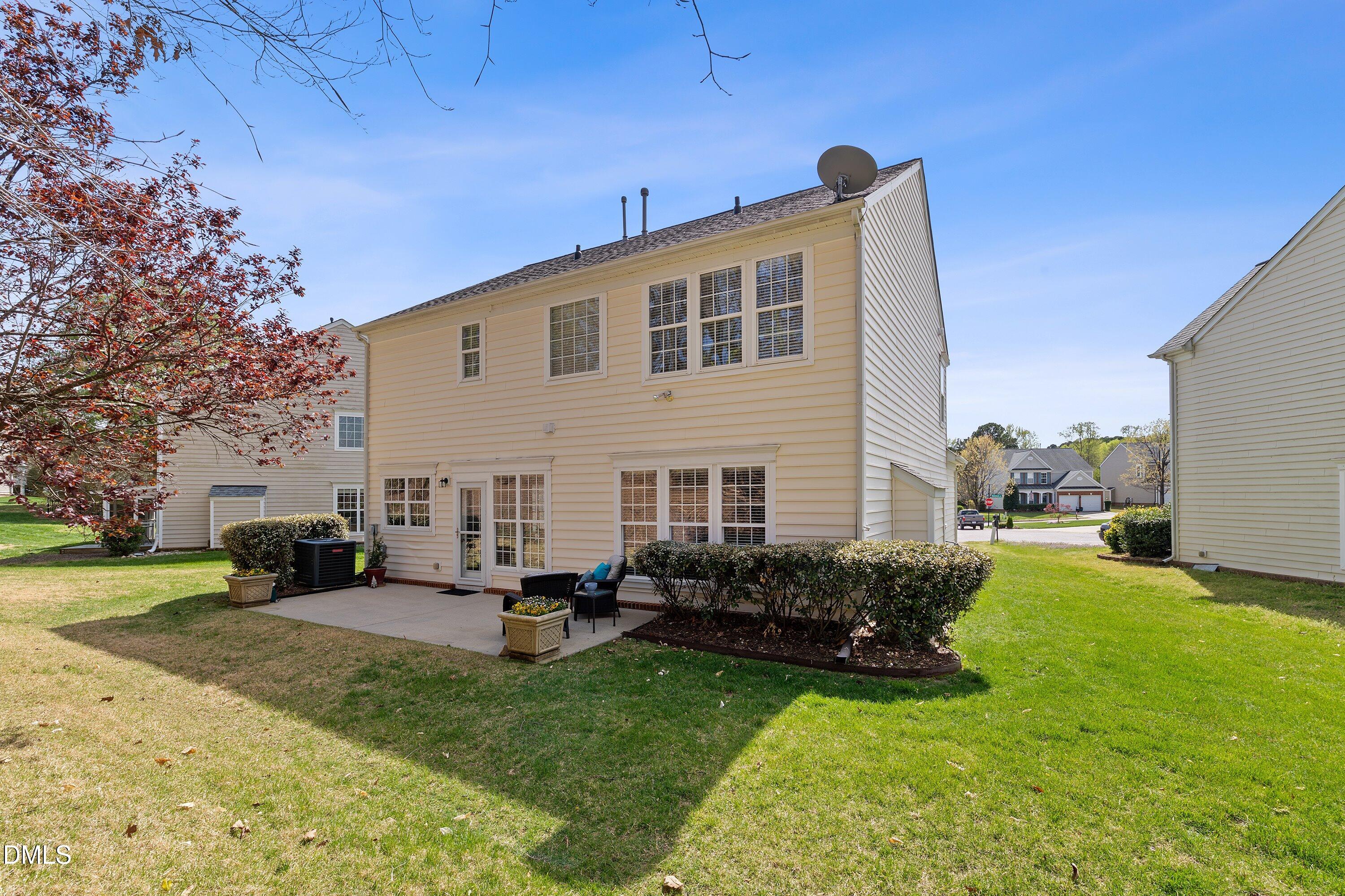 3314 Chrysanthemum Way Raleigh, NC 27614 - Photo 53 of 68 11-314 Chrysanthemum Way_0414