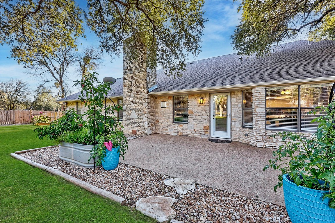 4203 Azul Court Georgetown, TX 78628 - Photo 13 of 38