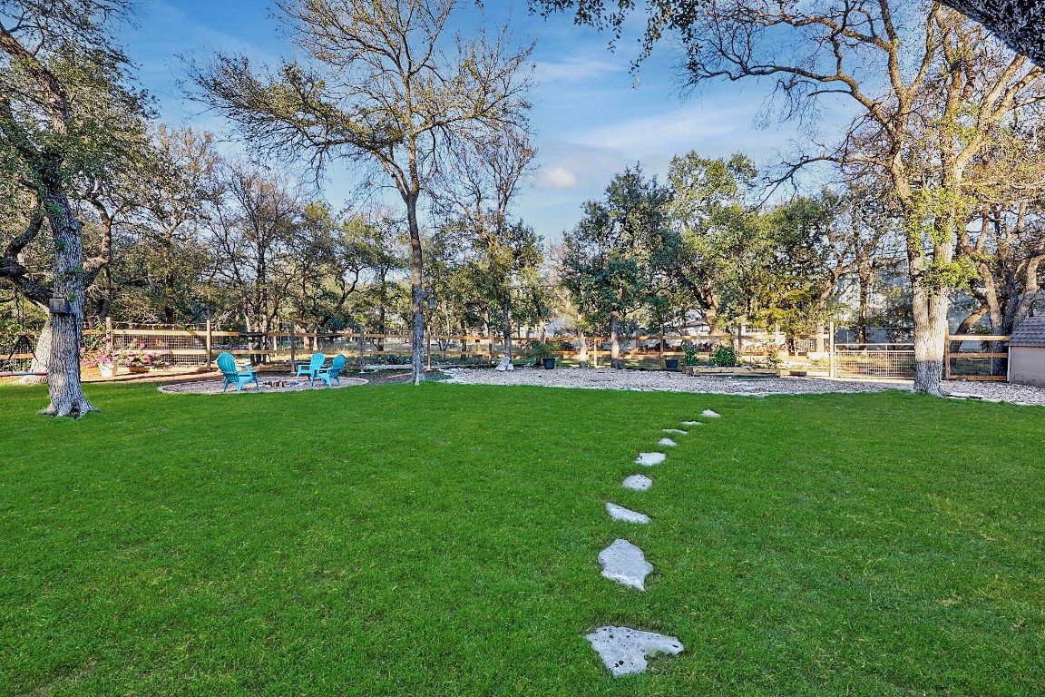 4203 Azul Court Georgetown, TX 78628 - Photo 15 of 38