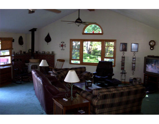 86 Amor Road Milton, MA 02186 - Photo 3 of 6 Gallery Image 3