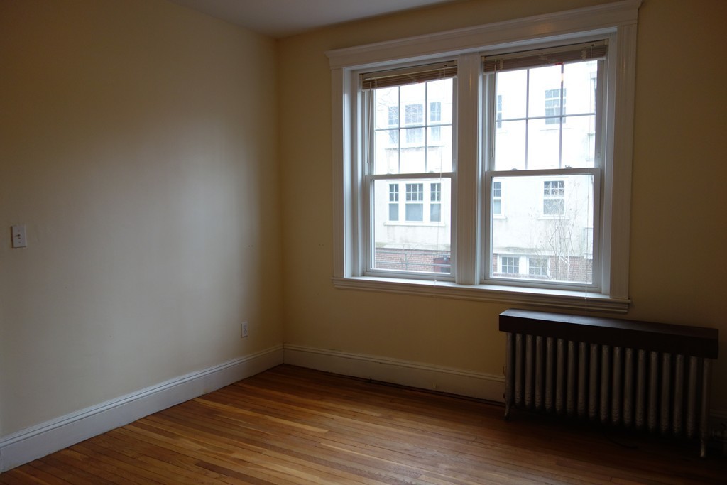 21 Shepard Street, Unit 3 Cambridge, MA 02138 - Photo 2 of 8
