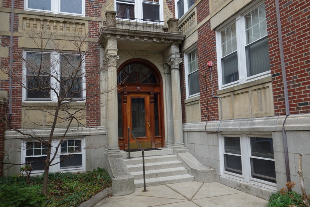 21 Shepard Street, Unit 3 Cambridge, MA 02138 - Photo 7 of 8