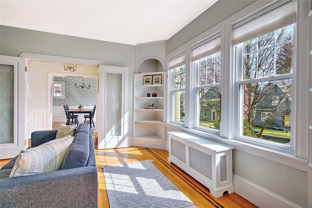 12 Holly Street Providence, RI 02906 - Photo 8 of 44
