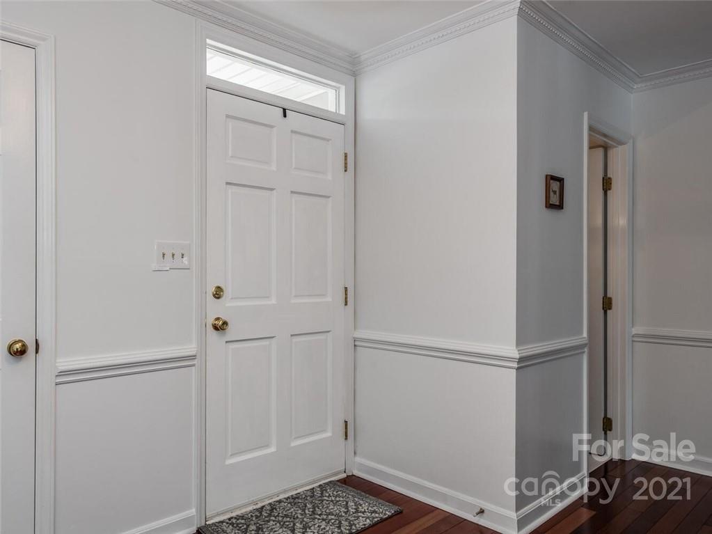 4312 Truscott Road Charlotte, NC 28226 - Photo 3 of 31 a view of empty room