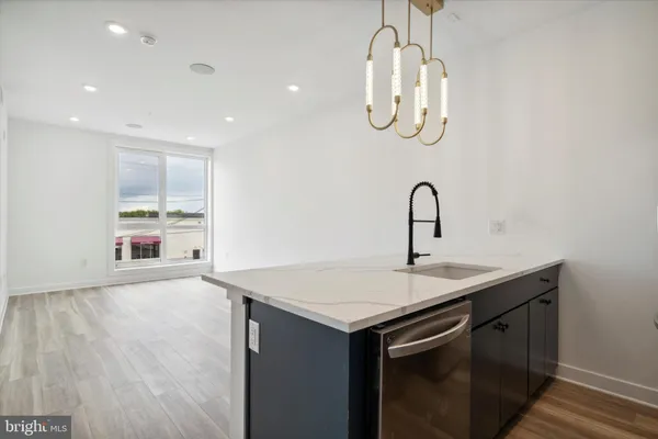 $1,695 | 2636 East York Street, Unit 405, Philadelphia, PA 19125