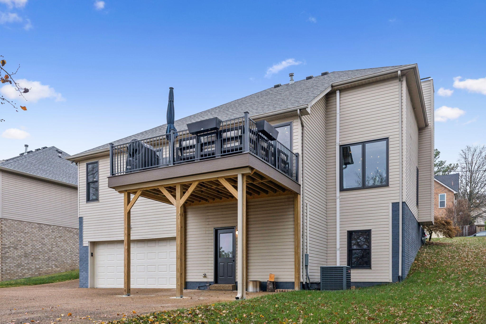 225 Burgandy Hill Road Nashville, TN 37211 - Photo 27 of 32 a view of a house with brick walls