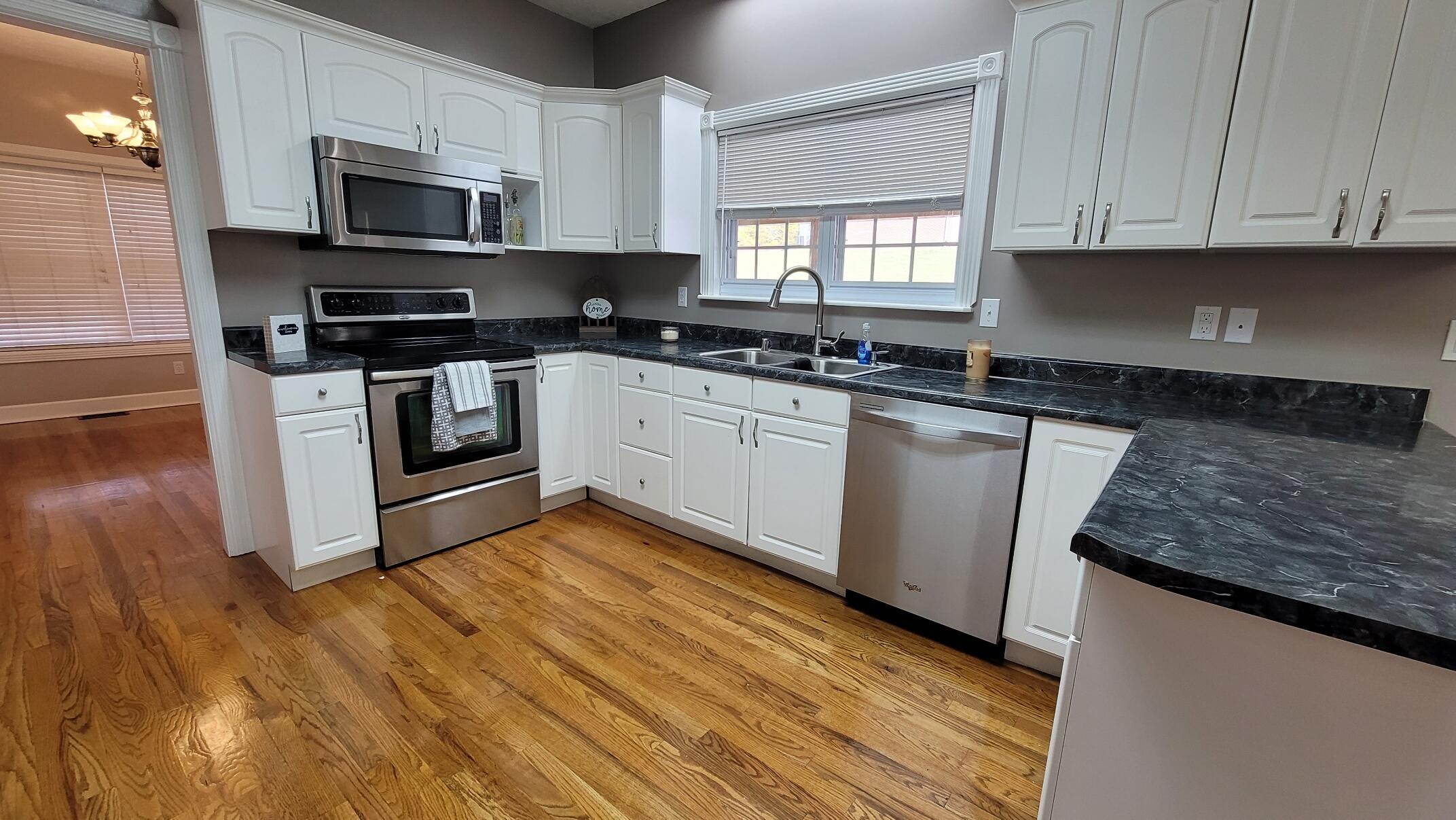 3003 Valley View Drive Corbin, KY 40701 - Photo 37 of 58 32