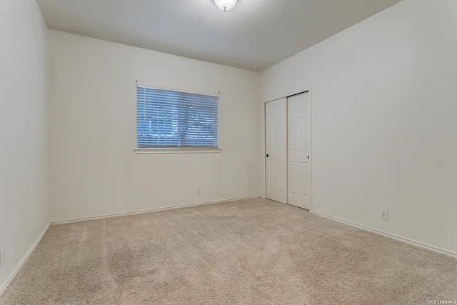 $1,350 | 2602 Plum Hollow, Unit 1, San Antonio, TX 78258