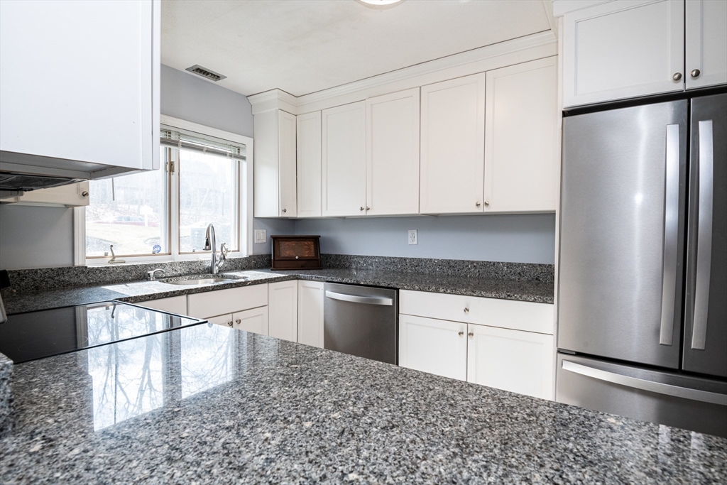 400 Colonial Drive, Unit 43 Ipswich, MA 01938 - Photo 12 of 40