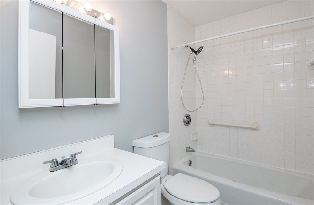 400 Colonial Drive, Unit 43 Ipswich, MA 01938 - Photo 33 of 40