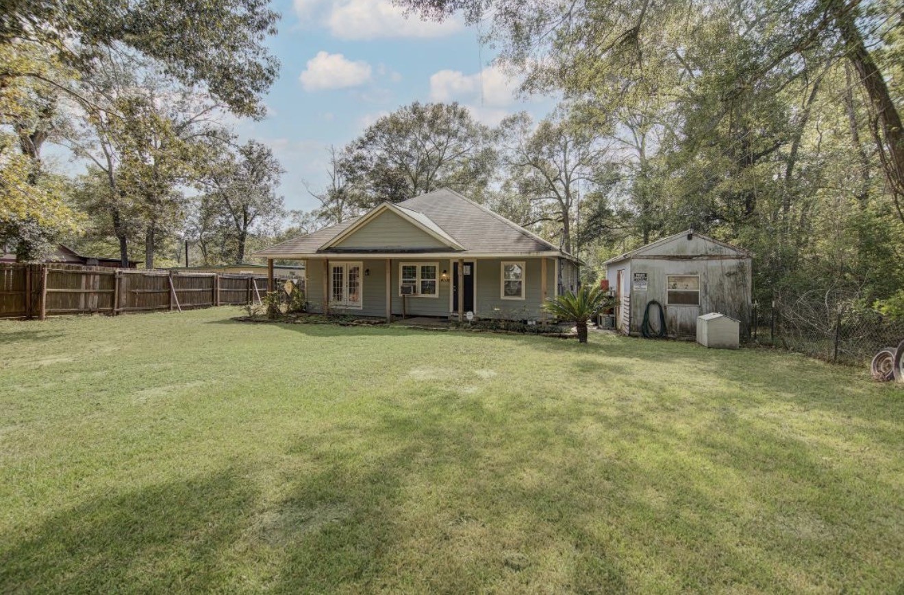 4008 Trent Road Huffman, TX 77336 - Photo 2 of 23