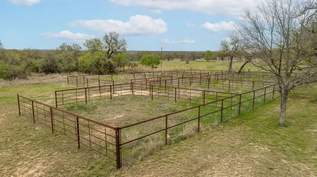 $395,000 | 13601 County Road 351, Dublin, TX 76446