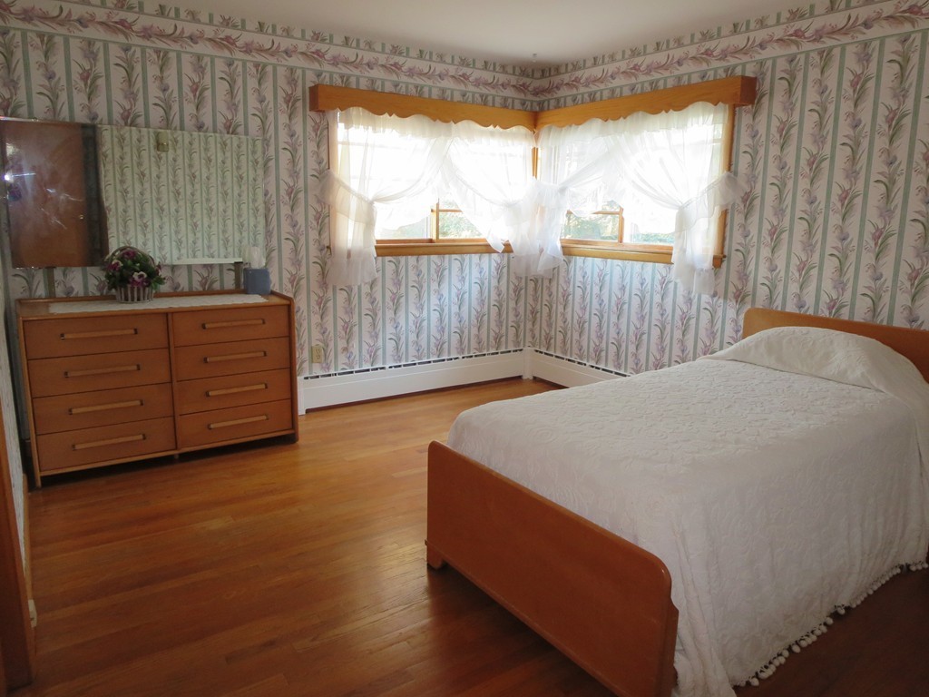 21 North Row Road Sterling, MA 01564 - Photo 11 of 18 Gallery Image 11