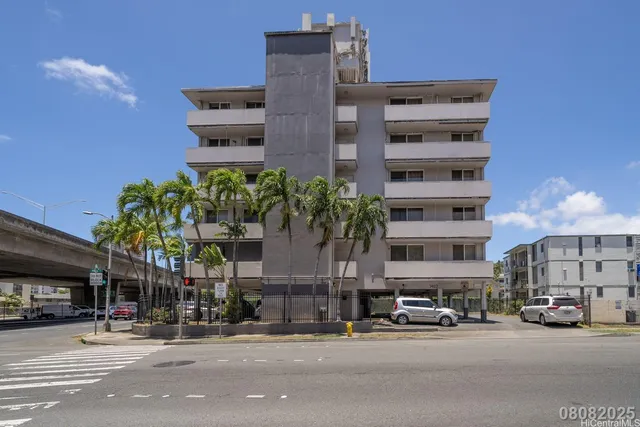 $2,400 | 1402 Piikoi Street, Unit 202, Honolulu, HI 96822
