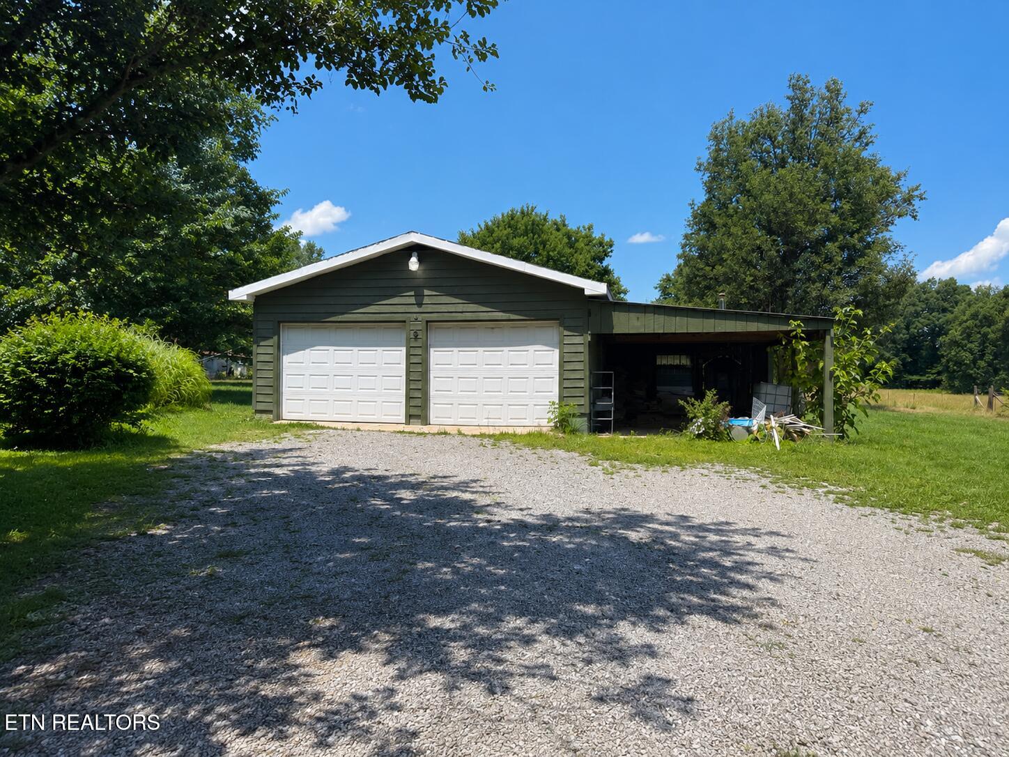 2107 Potato Farm Road Crossville, TN 38571 - Photo 4 of 19 3AEB8118-07B6-4EE5-A9ED-A0FAD3BF69CC