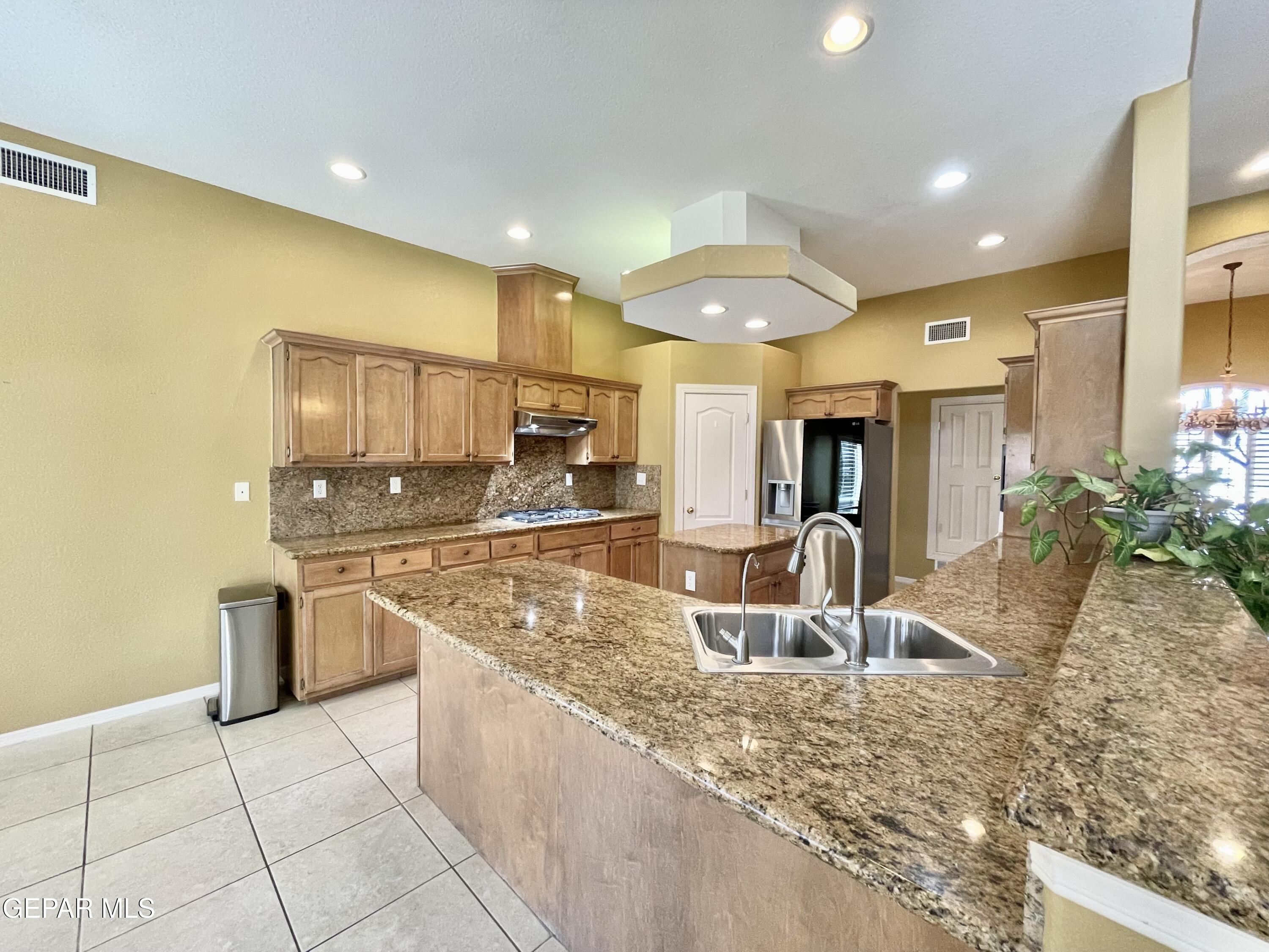 1472 Pioneer Ridge Drive El Paso, TX 79912 - Photo 16 of 52 IMG_8515