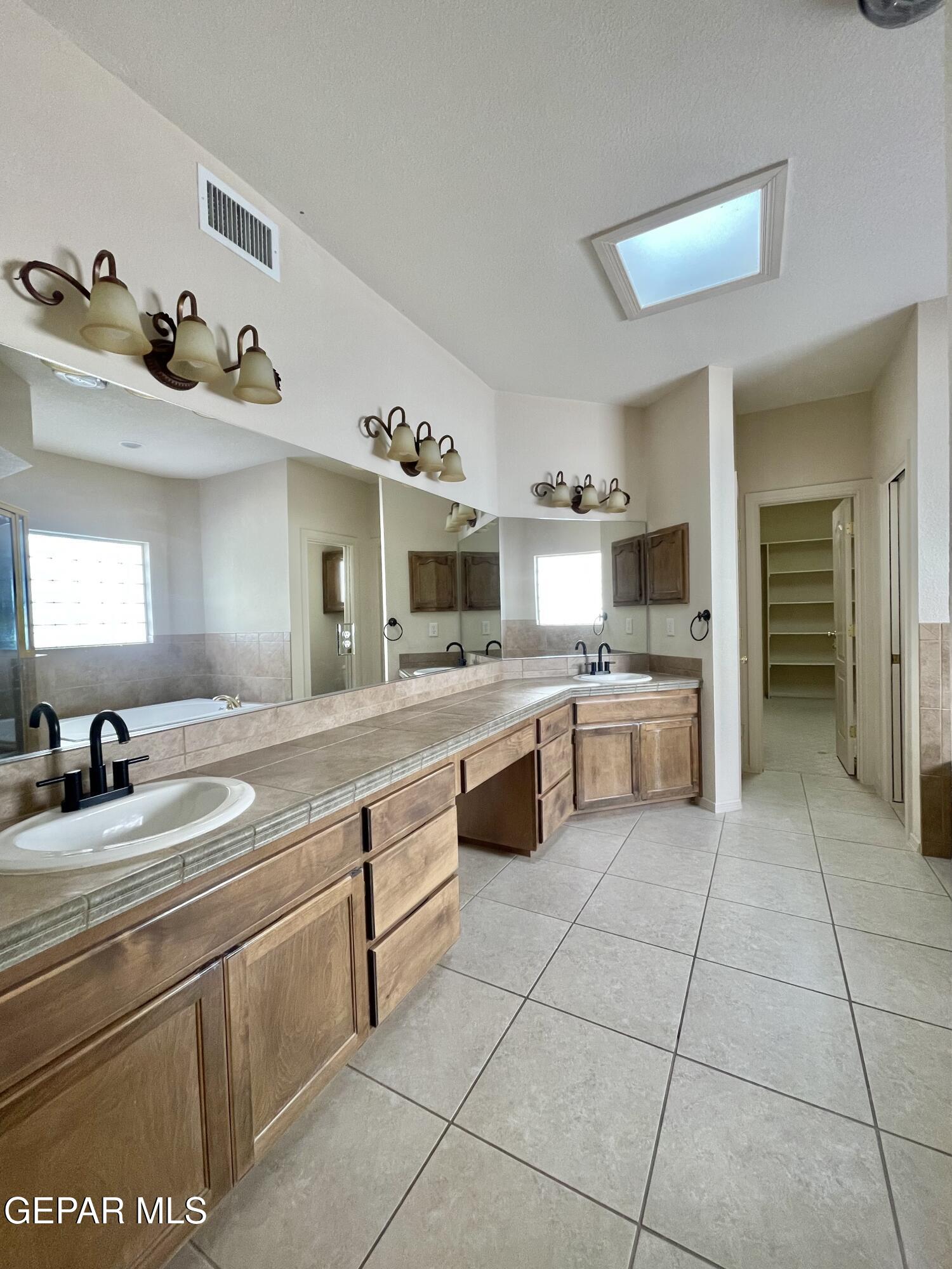 1472 Pioneer Ridge Drive El Paso, TX 79912 - Photo 23 of 52 IMG_8487