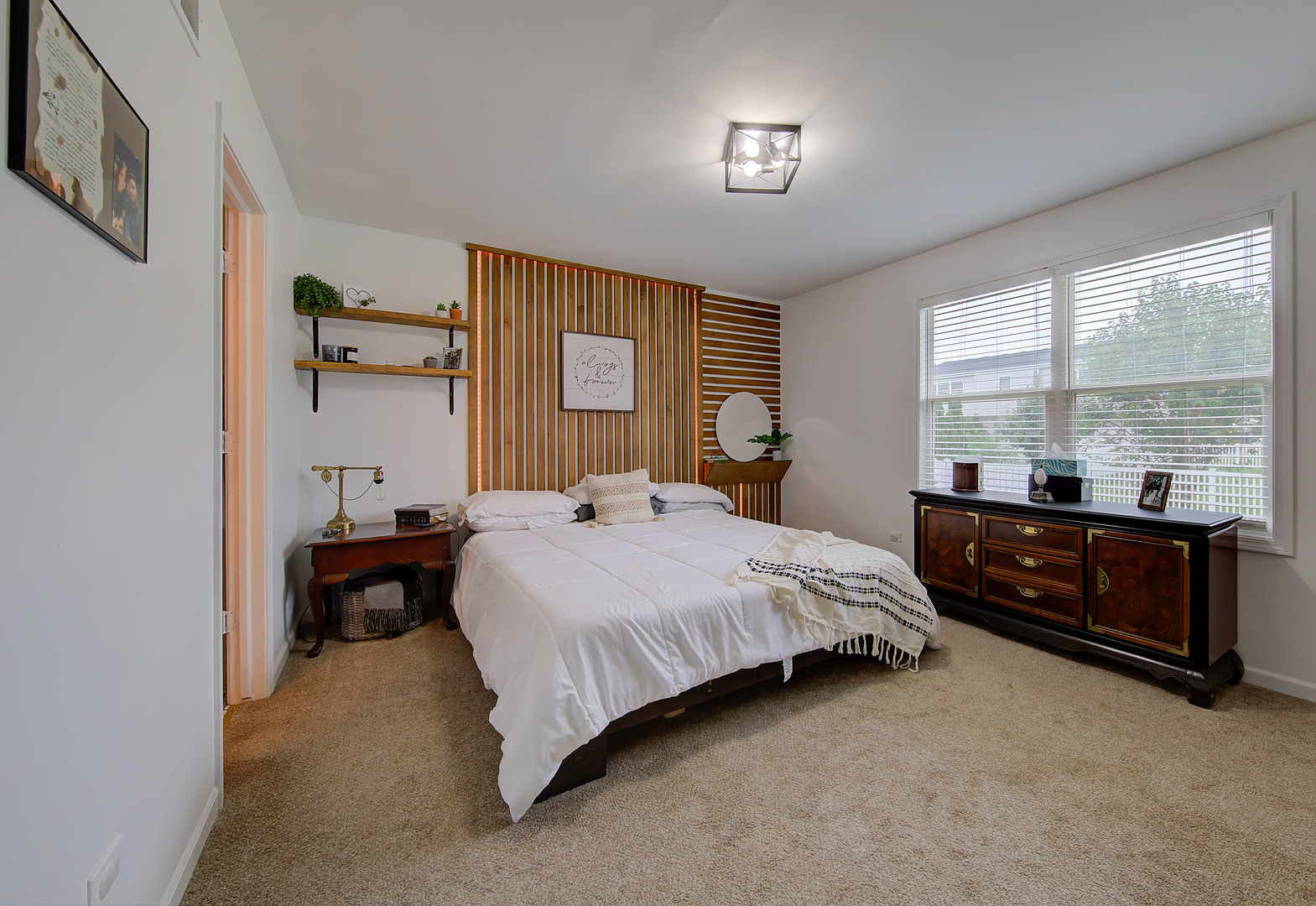 1419 Trailside Drive Beecher, IL 60401 - Photo 19 of 28 a bedroom with a bed and wooden floor