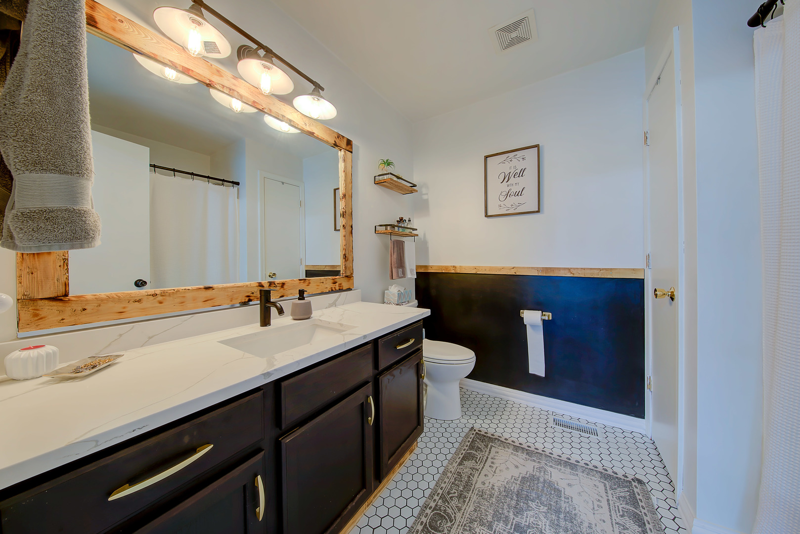 1419 Trailside Drive Beecher, IL 60401 - Photo 21 of 28 a en suite bathroom with a sink and a mirror