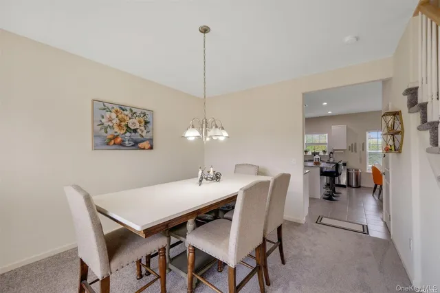 $725,000 | 7 Pondview Circle, Shirley, NY 11967