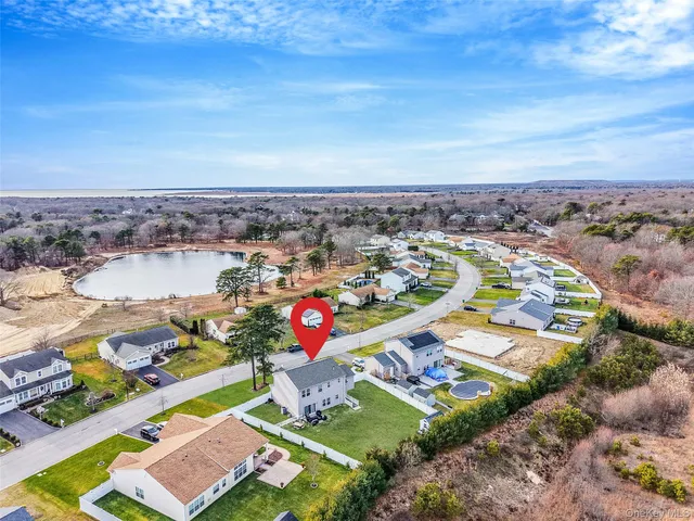 $725,000 | 7 Pondview Circle, Shirley, NY 11967