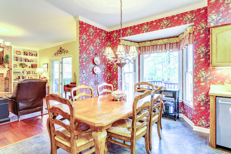6812 Resolute Road Knoxville, TN 37918 - Photo 12 of 40 017180425-7-6812ResoluteRdKnoxvilleTN-SM
