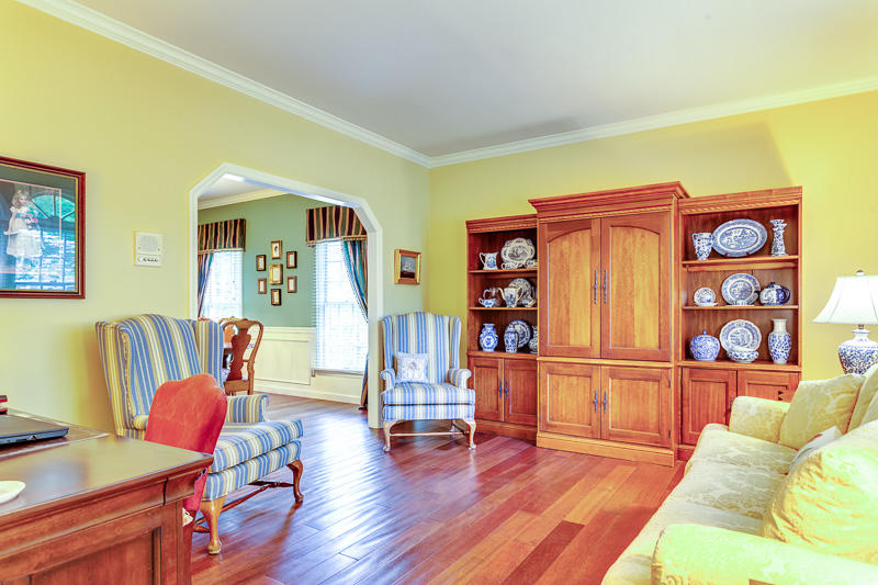 6812 Resolute Road Knoxville, TN 37918 - Photo 13 of 40 008180425-7-6812ResoluteRdKnoxvilleTN-SM