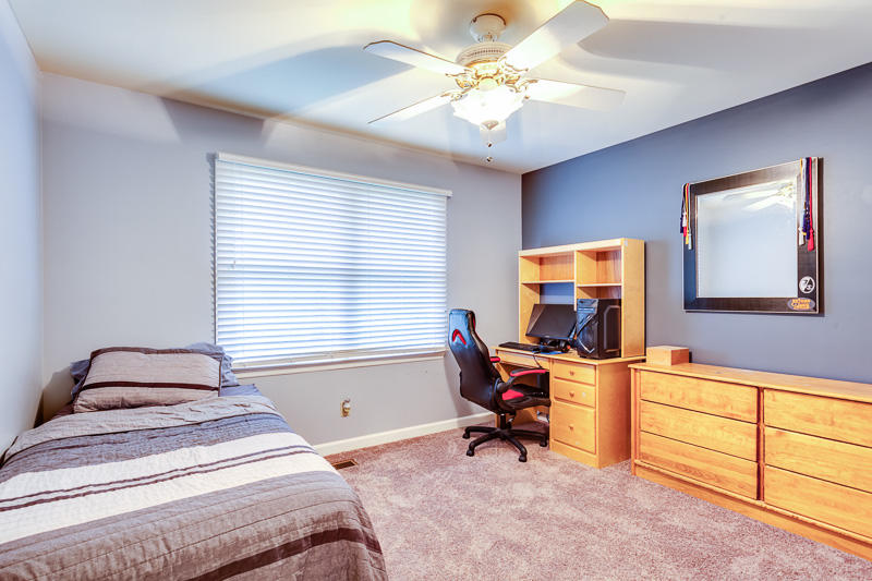 6812 Resolute Road Knoxville, TN 37918 - Photo 30 of 40 037180425-7-6812ResoluteRdKnoxvilleTN-SM