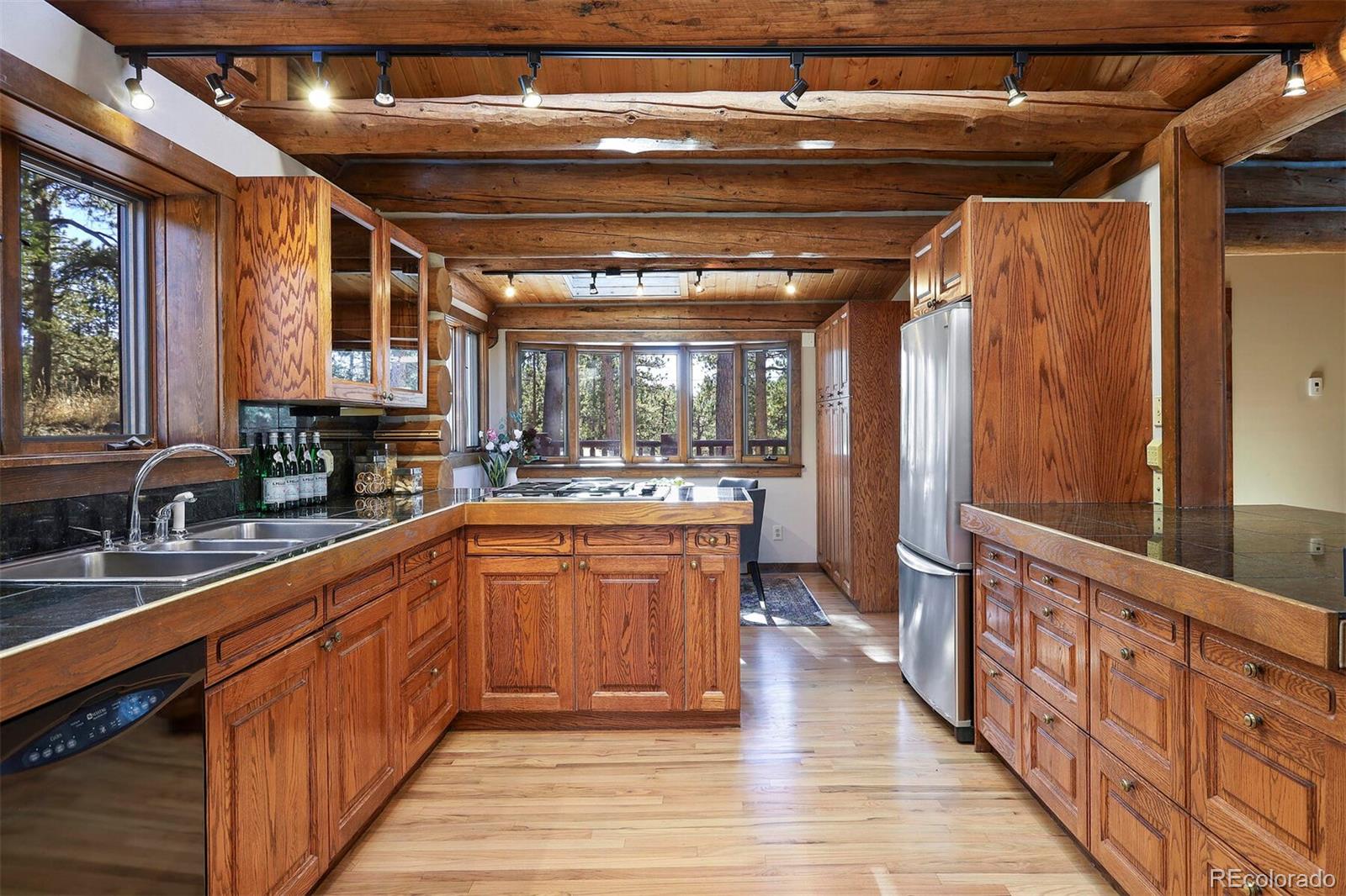 505 Chickadee Road Golden, CO 80401 - Photo 8 of 40 Gallery Image 8