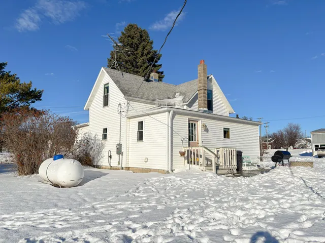 $134,900 | 203 Center Street South, Rothsay, MN 56579