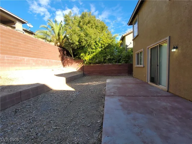 $2,400 | 5445 Indian Cedar Drive, Las Vegas, NV 89135