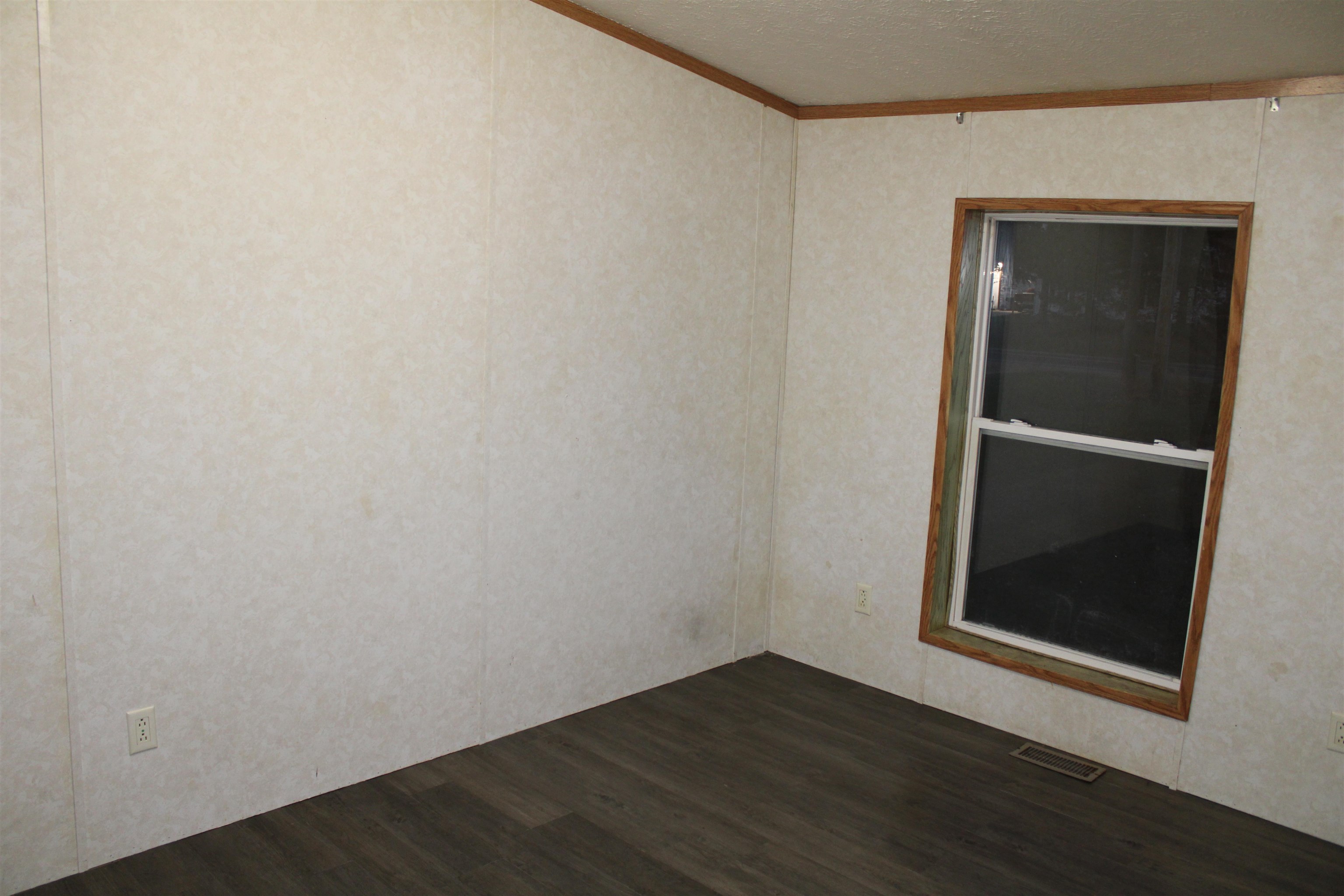 184 South Mission Road Mount Pleasant, MI 48858 - Photo 27 of 32 Gallery Image 27