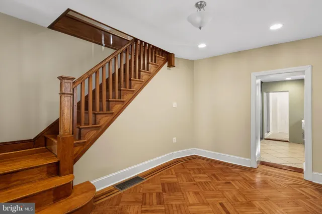 a view of an entryway