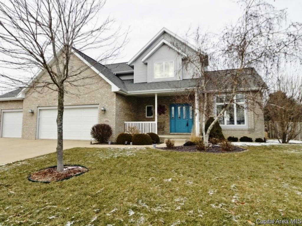 2605 Hastings Road Chatham, IL 62629 - Photo 1 of 34 Gallery Image 1