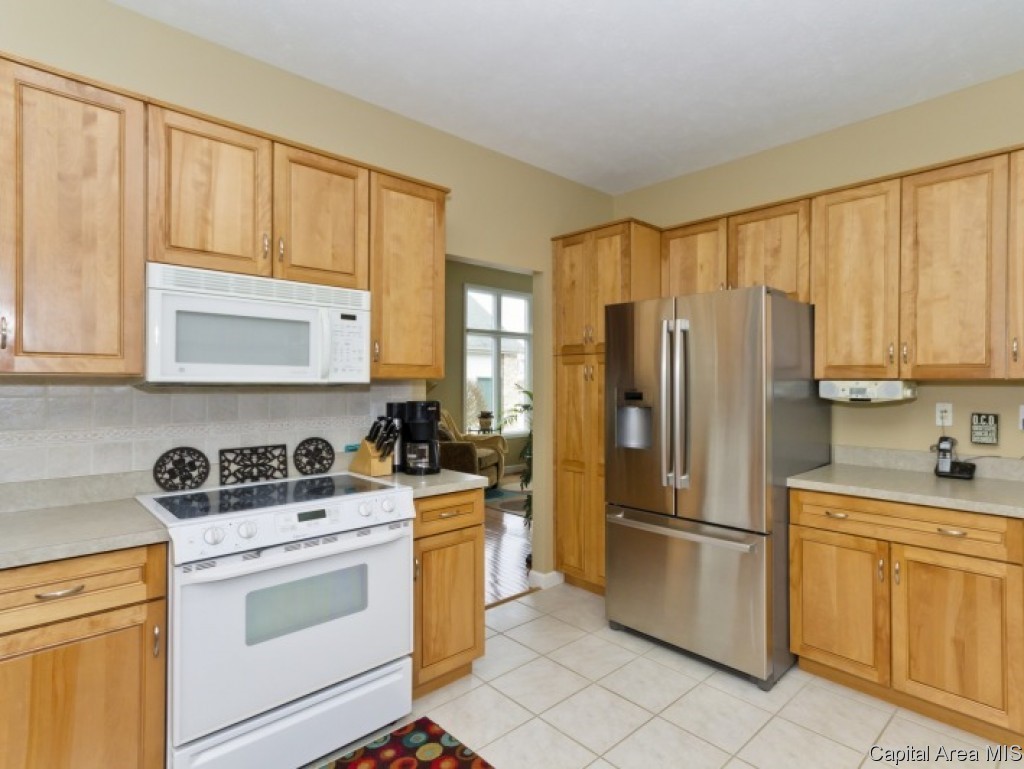2605 Hastings Road Chatham, IL 62629 - Photo 9 of 34 Gallery Image 9