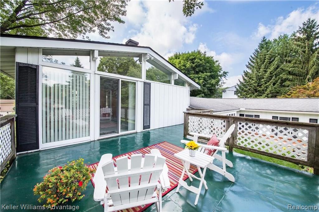 36508 West Lyman Road Farmington Hills, MI 48331 - Photo 27 of 63