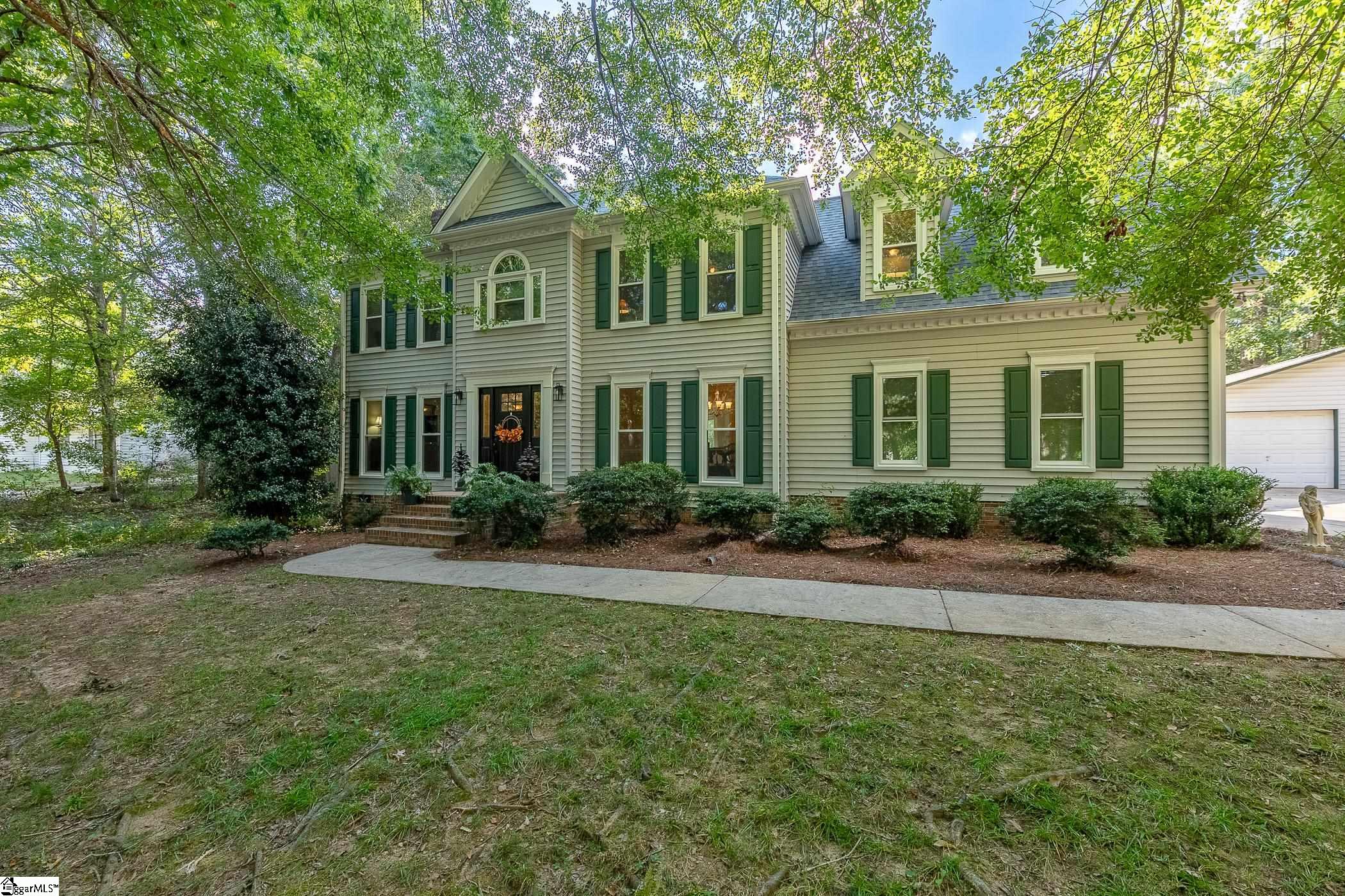 313 Shagbark Circle Simpsonville, SC 29680 - Photo 2 of 47