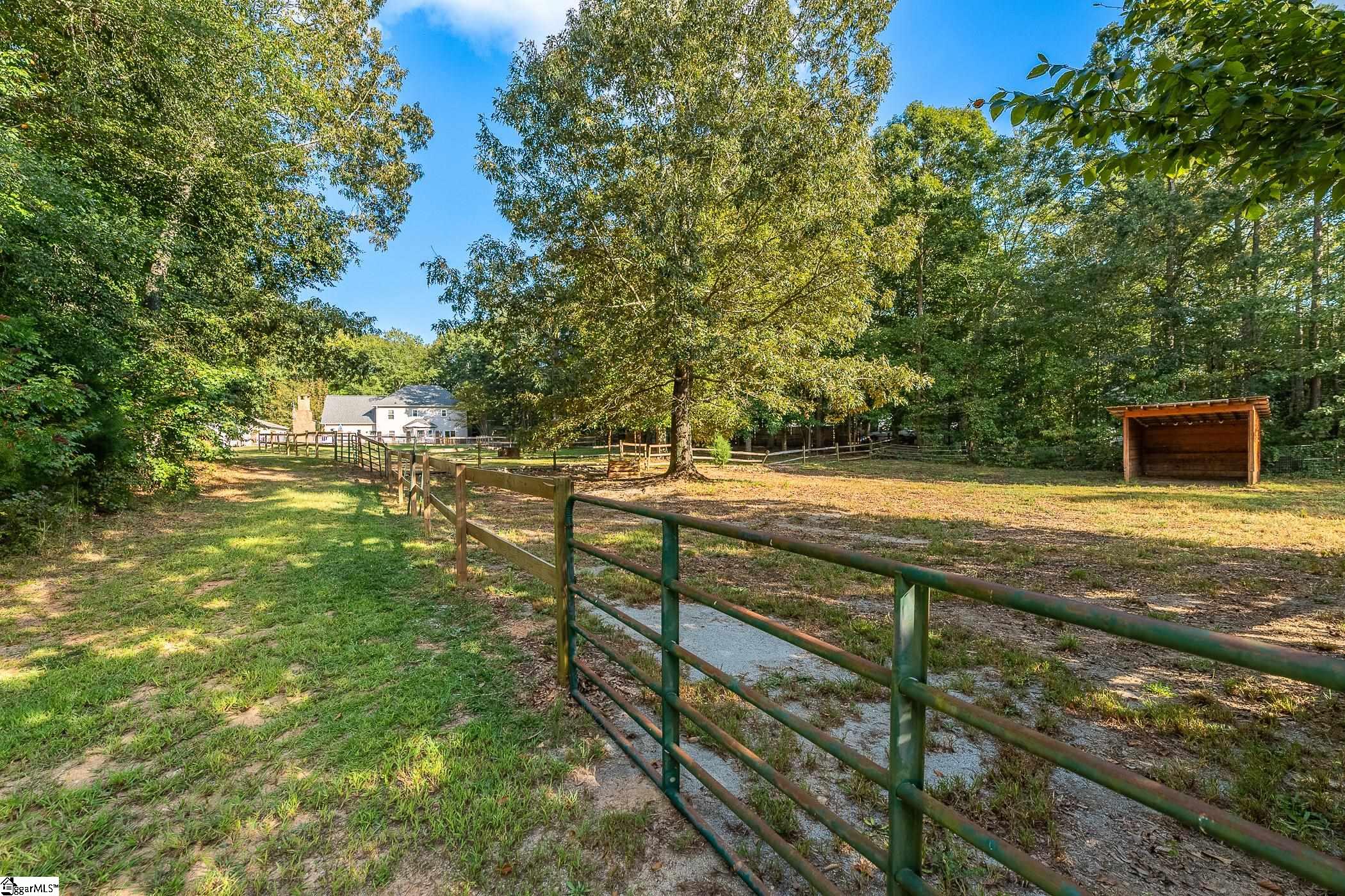 313 Shagbark Circle Simpsonville, SC 29680 - Photo 4 of 47