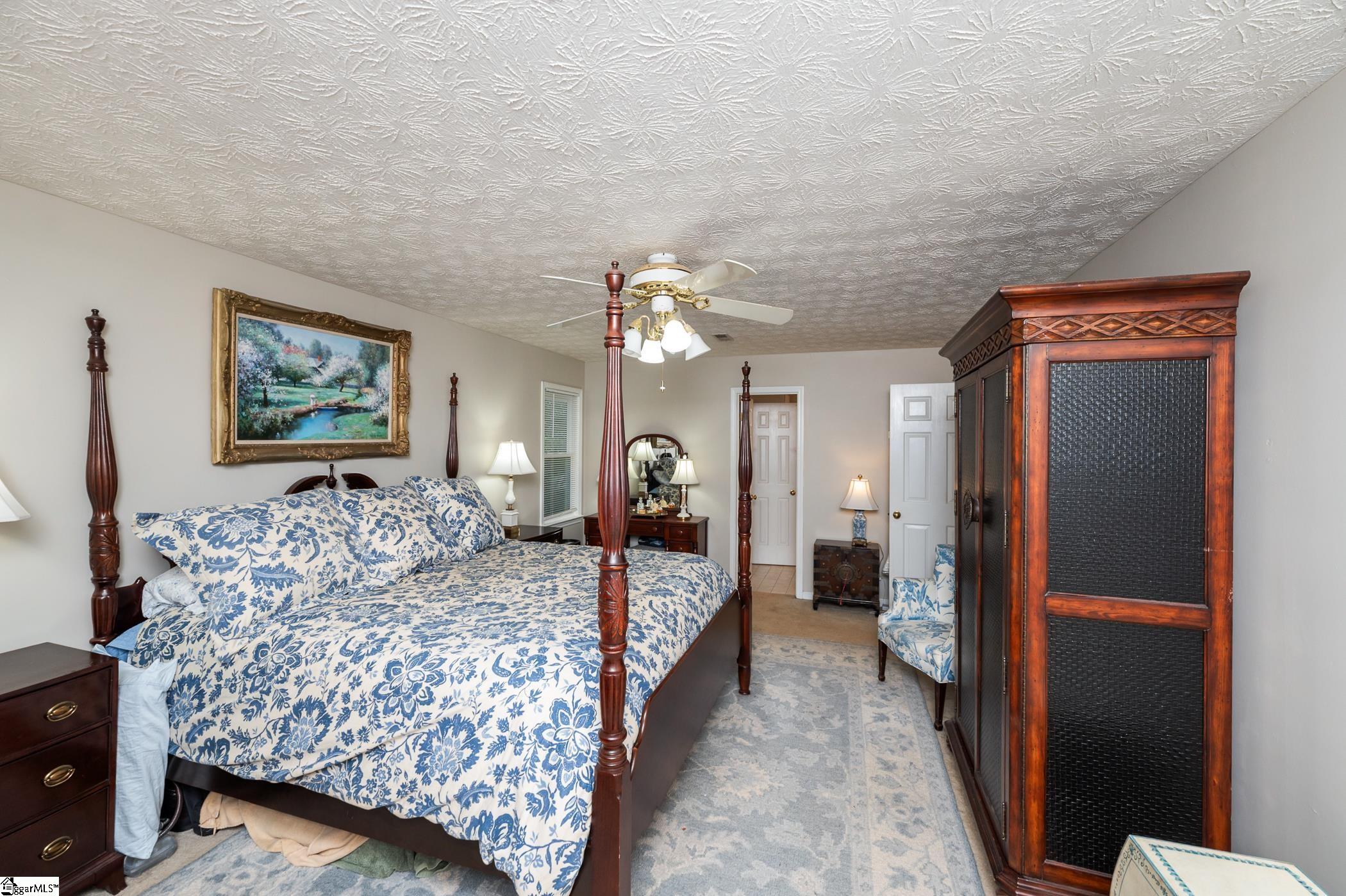 313 Shagbark Circle Simpsonville, SC 29680 - Photo 9 of 47