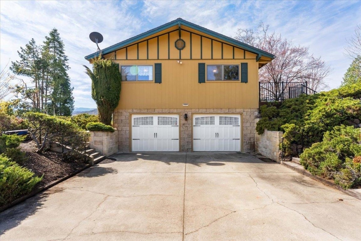 205 Humbug Road Yreka, CA 96097 - Photo 4 of 32 Gallery Image 4
