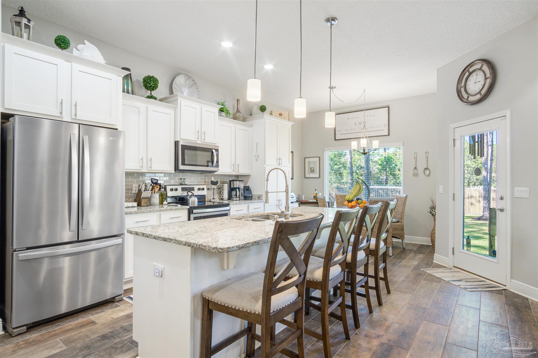 16610 Innerarity Point Road Pensacola, FL 32507 - Photo 11 of 47 Gallery Image 11