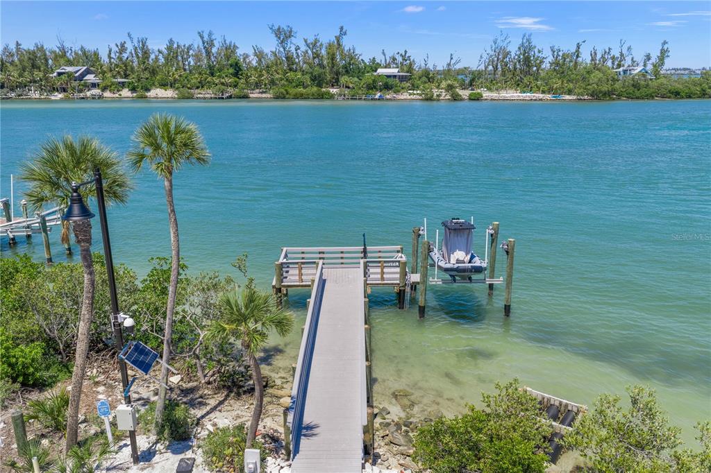 791 Broadway Street Longboat Key, FL 34228 - Photo 56 of 59