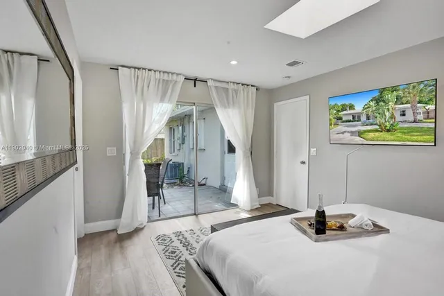 $524,999 | 1573 Northeast 30th Court, Pompano Beach, FL 33064