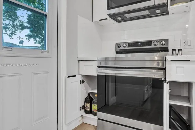 $524,999 | 1573 Northeast 30th Court, Pompano Beach, FL 33064