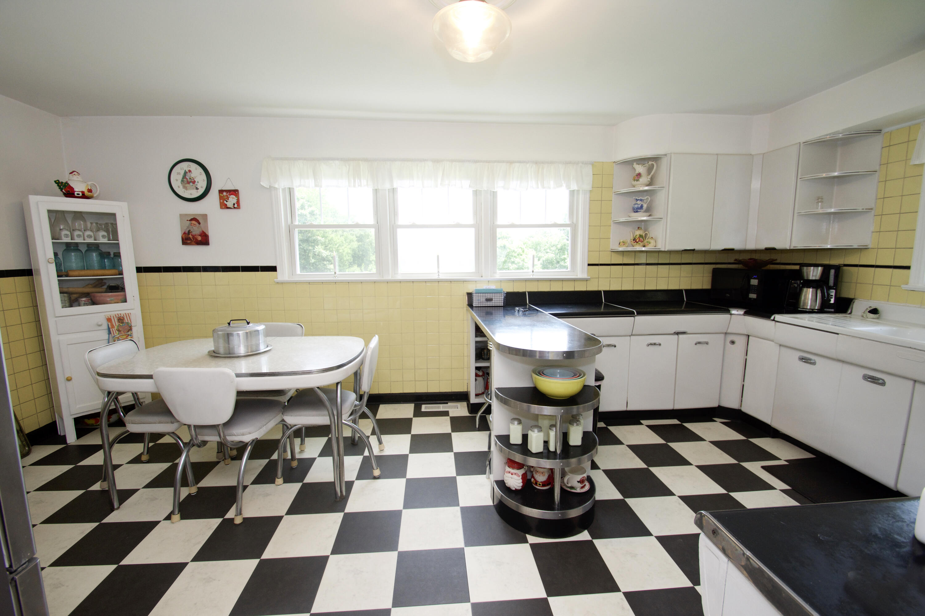 4320 Wells Road Knoxville, TN 37920 - Photo 22 of 37 D